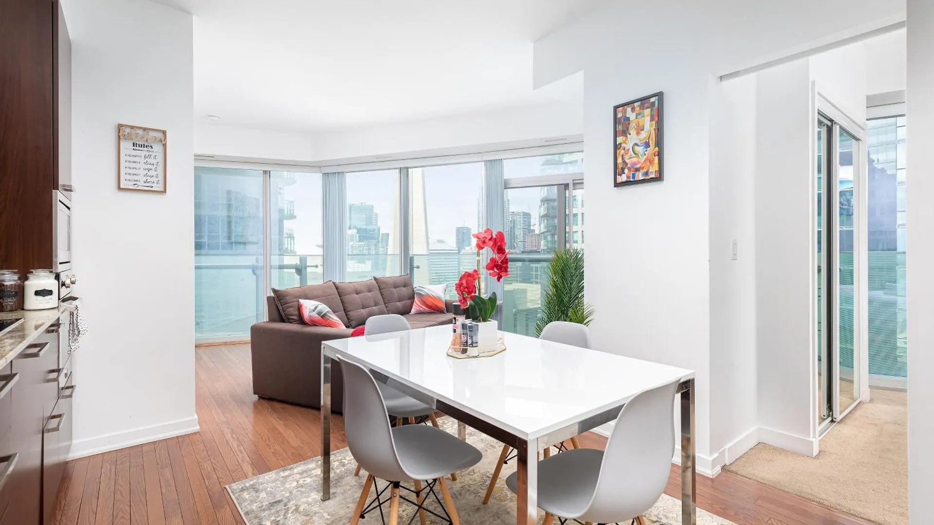 Downtown Toronto Condo Near Cn Tower, Scotiabank Arena, Rogers Centre, Union Station Канада