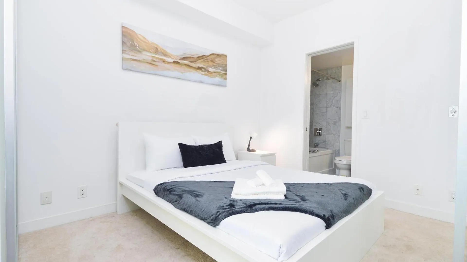 דירה Downtown Toronto Condo Near Cn Tower, Scotiabank Arena, Rogers Centre, Union Station